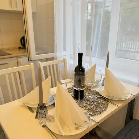 Domgjoni Apartment *