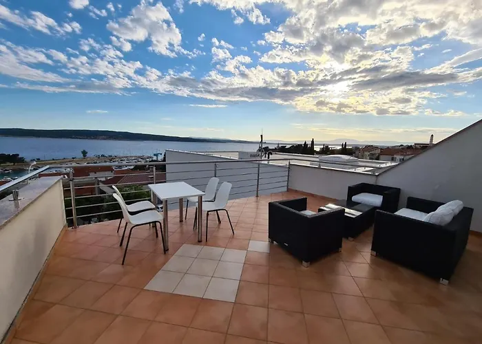 Domgjoni * Crikvenica